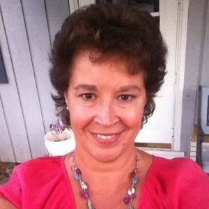 Meet your Posher, Paula